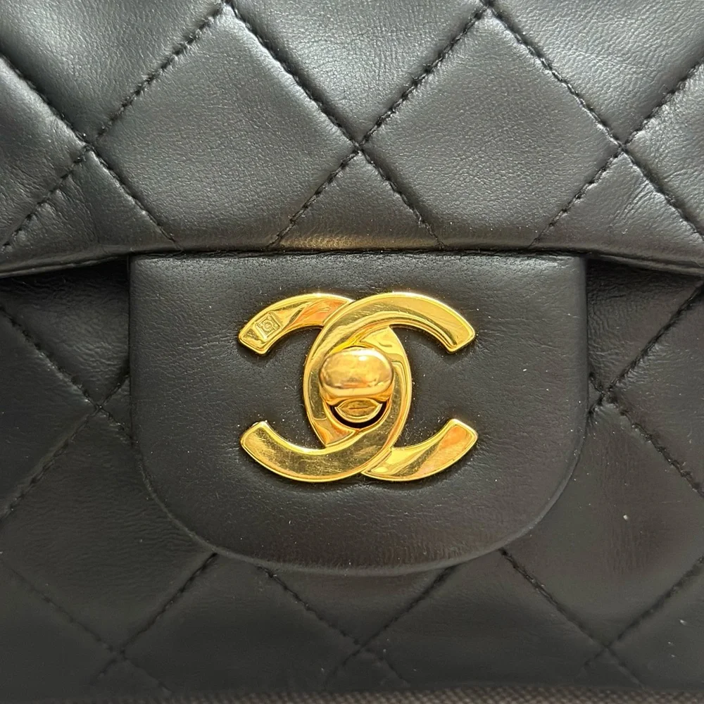 ❌ SOLD ❌ CHANEL VINTAGE Small Classic Flap 24K Gold - Picture 13 of 16